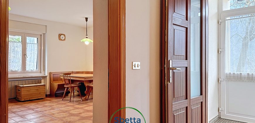 APPARTAMENTO CON GIARDINO E GARAGE