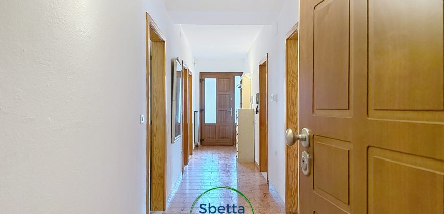 APPARTAMENTO CON GIARDINO E GARAGE