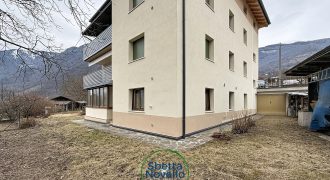 APPARTAMENTO CON GIARDINO E GARAGE