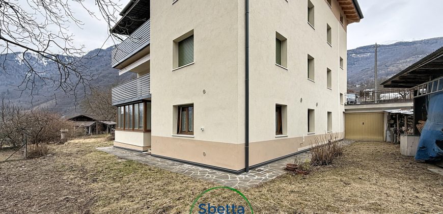 APPARTAMENTO CON GIARDINO E GARAGE