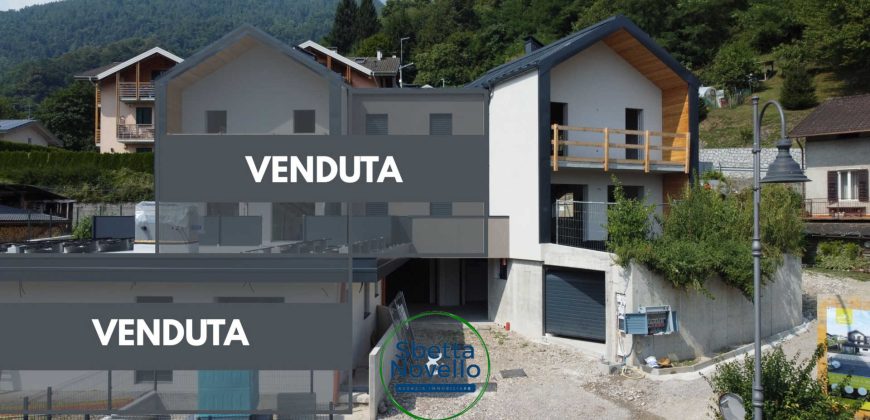 CASA A SCHIERA | NUOVA COSTRUZIONE