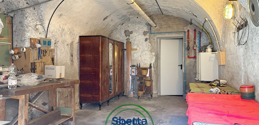 PORZIONE DI CASA TERRACIELO