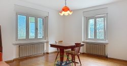 APPARTAMENTO CON GIARDINO E GARAGE