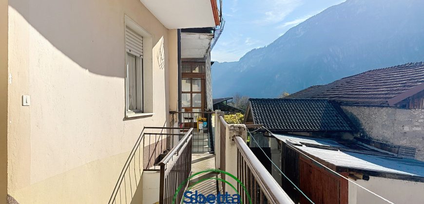 PORZIONE DI CASA TERRACIELO