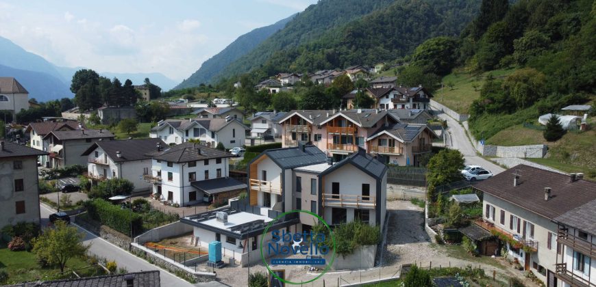 CASA A SCHIERA | NUOVA COSTRUZIONE