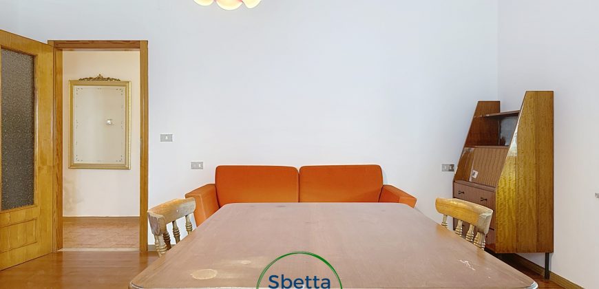 APPARTAMENTO CON GIARDINO E GARAGE