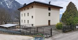 APPARTAMENTO CON GIARDINO E GARAGE