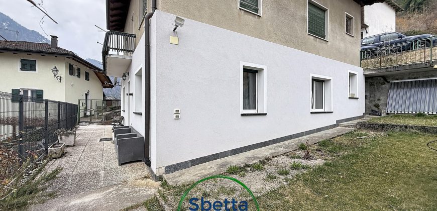 APPARTAMENTO A PIANO TERRA CON GIARDINO