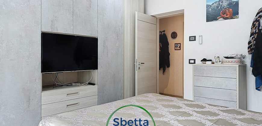 APPARTAMENTO A PIANO TERRA CON GIARDINO