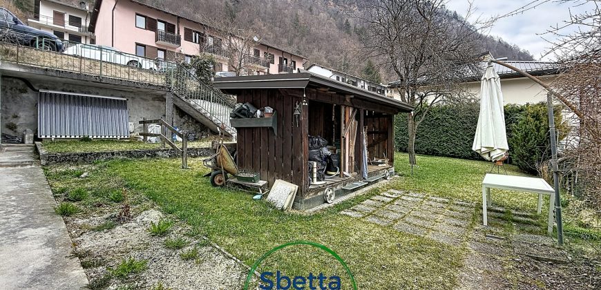 APPARTAMENTO A PIANO TERRA CON GIARDINO