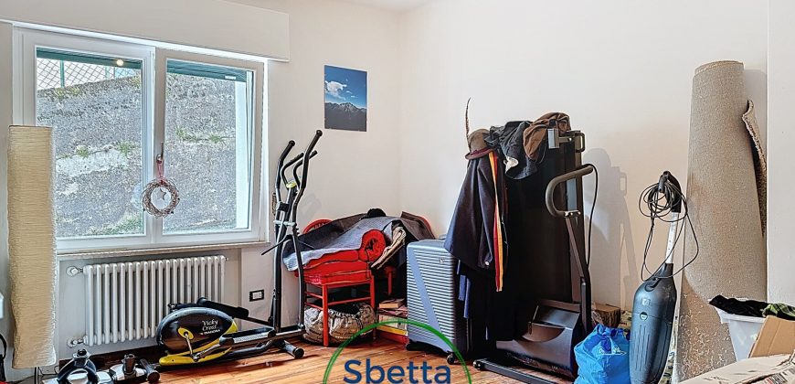 APPARTAMENTO A PIANO TERRA CON GIARDINO