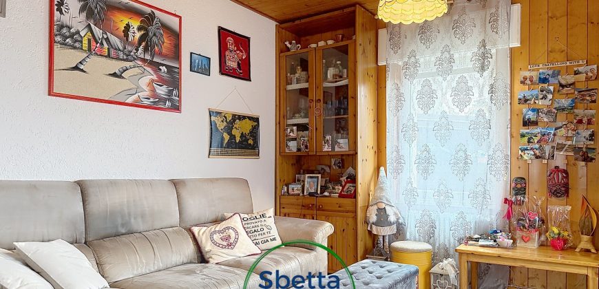 APPARTAMENTO A PIANO TERRA CON GIARDINO