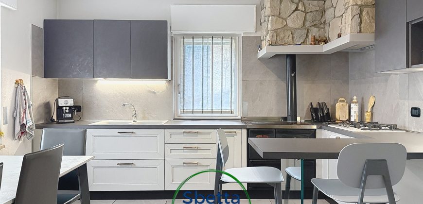 APPARTAMENTO A PIANO TERRA CON GIARDINO