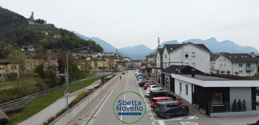 LOCALE COMMERCIALE / UFFICIO / APPARTAMENTO