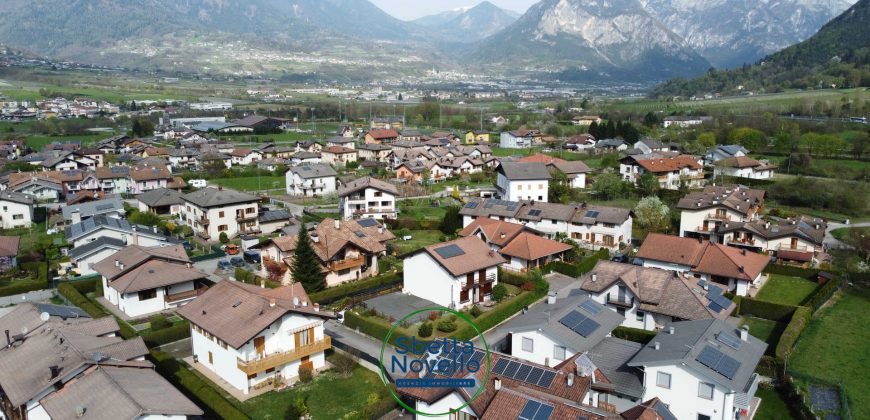 CASA BIFAMILIARE DA COSTRUIRE