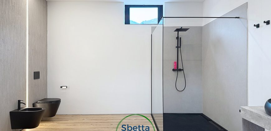 LOCALE COMMERCIALE / UFFICIO / APPARTAMENTO