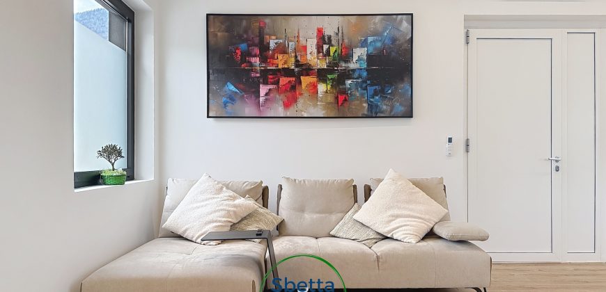 LOCALE COMMERCIALE / UFFICIO / APPARTAMENTO