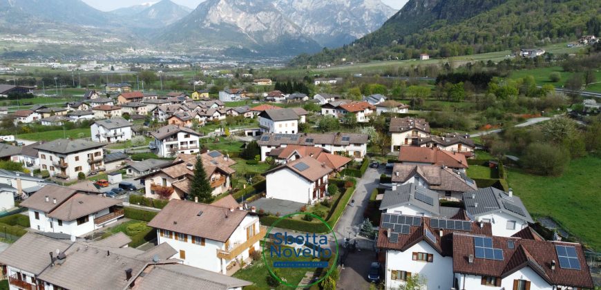 CASA BIFAMILIARE DA COSTRUIRE