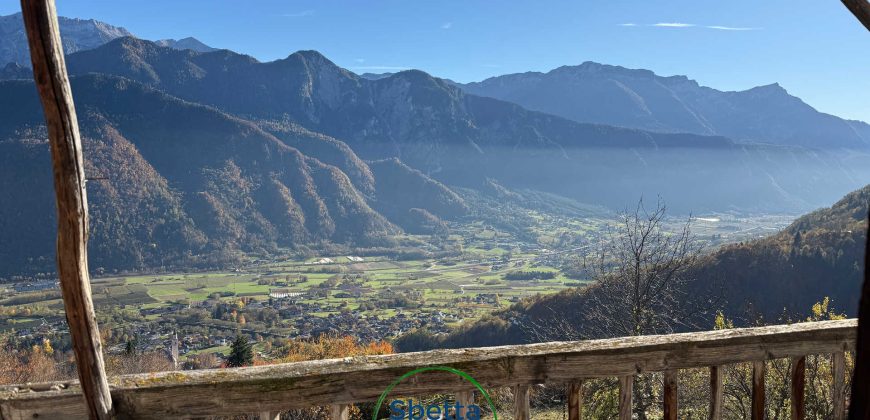 CASA SINGOLA DA RISTRUTTURARE CON VISTA PANORAMICA