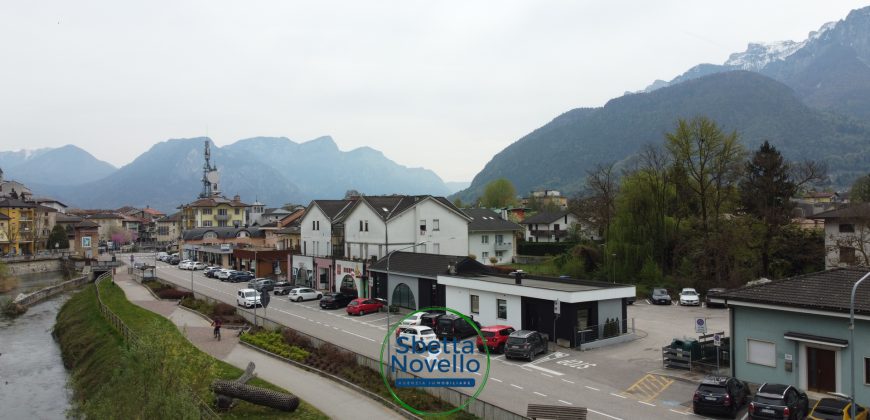 LOCALE COMMERCIALE / UFFICIO / APPARTAMENTO