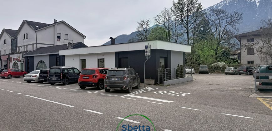 LOCALE COMMERCIALE / UFFICIO / APPARTAMENTO