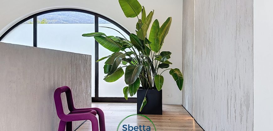 LOCALE COMMERCIALE / UFFICIO / APPARTAMENTO