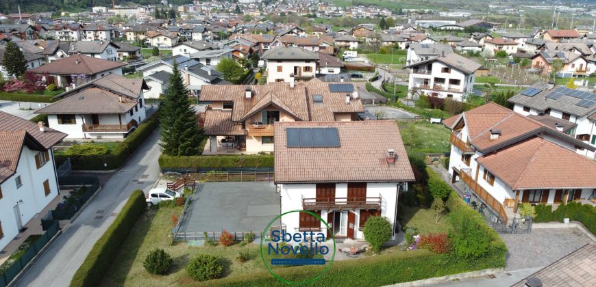 CASA BIFAMILIARE DA COSTRUIRE