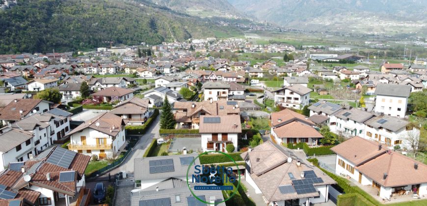 CASA BIFAMILIARE DA COSTRUIRE