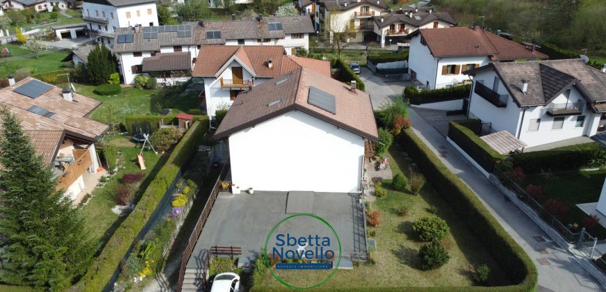 CASA BIFAMILIARE DA COSTRUIRE