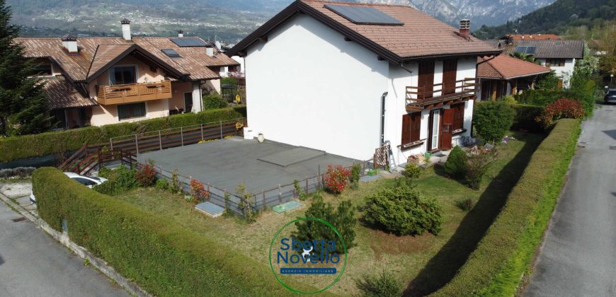 CASA BIFAMILIARE DA COSTRUIRE