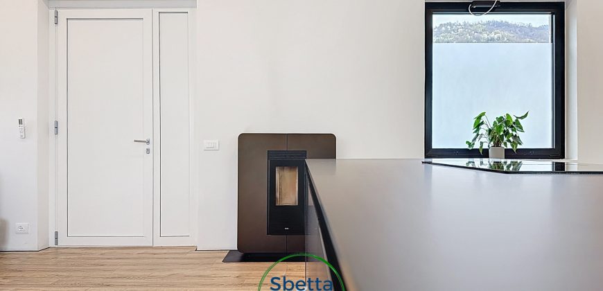 LOCALE COMMERCIALE / UFFICIO / APPARTAMENTO