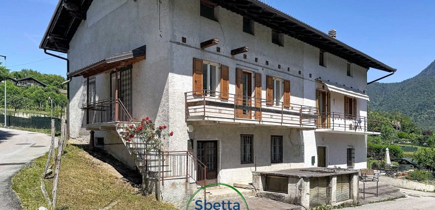 PORZIONE DI CASA  INDIPENDENTE A NOVALEDO