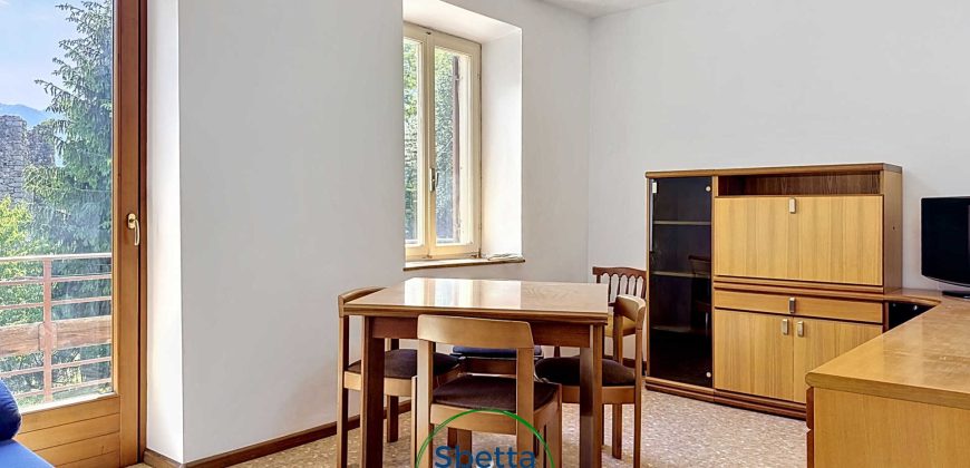 PORZIONE DI CASA  INDIPENDENTE A NOVALEDO