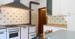 CASA SINGOLA CON GIARDINO