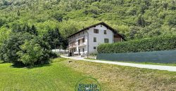 PORZIONE DI CASA  INDIPENDENTE A NOVALEDO