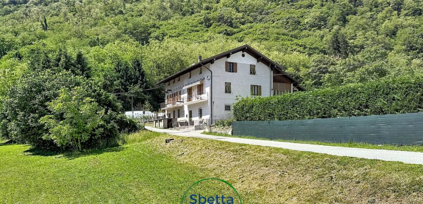 PORZIONE DI CASA  INDIPENDENTE A NOVALEDO