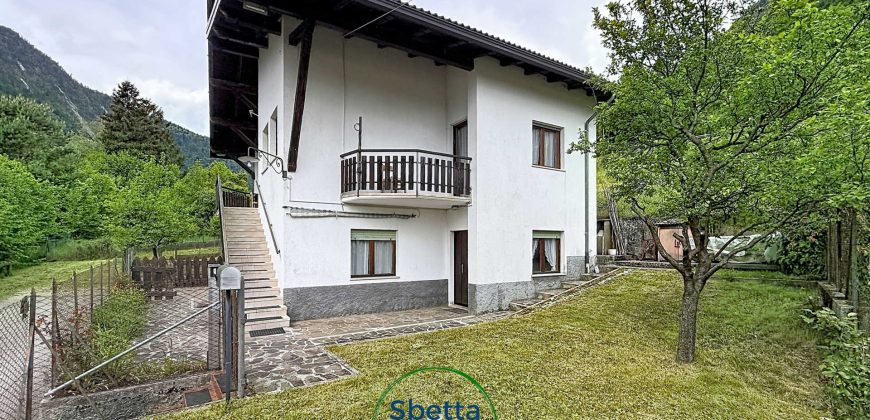 CASA SINGOLA CON GIARDINO