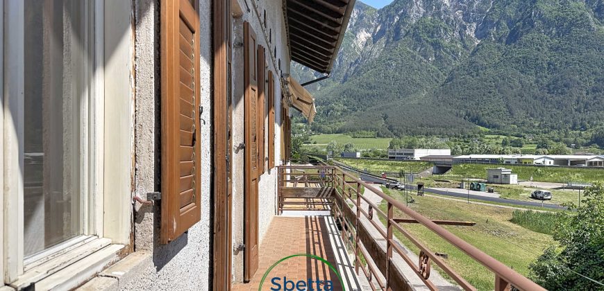 PORZIONE DI CASA  INDIPENDENTE A NOVALEDO