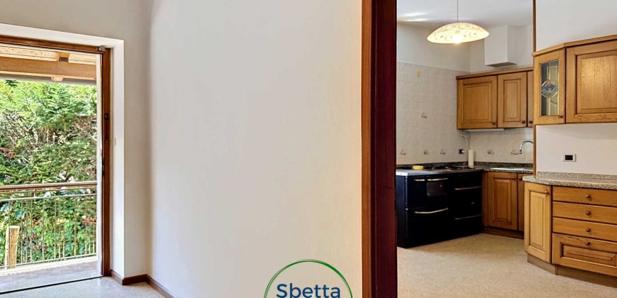 PORZIONE DI CASA  INDIPENDENTE A NOVALEDO