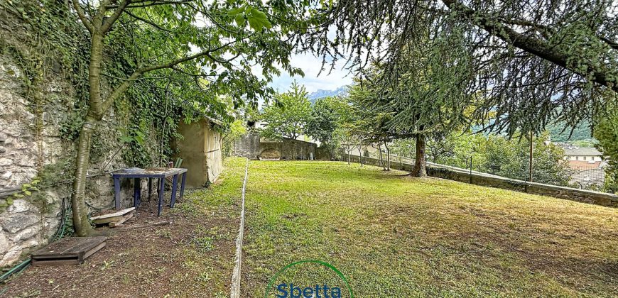 CASA STORICA CON PARCO