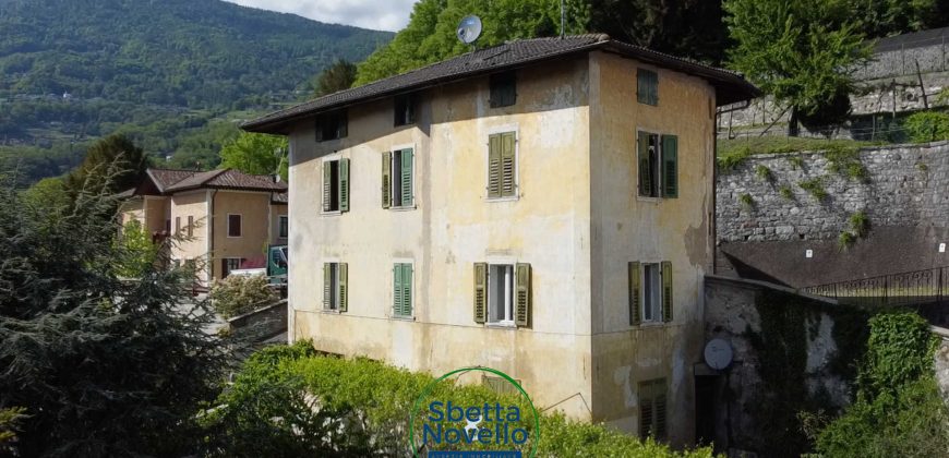 CASA STORICA CON PARCO