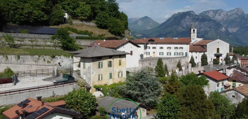 CASA STORICA CON PARCO