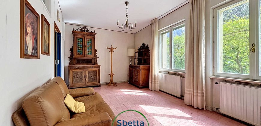 CASA STORICA CON PARCO