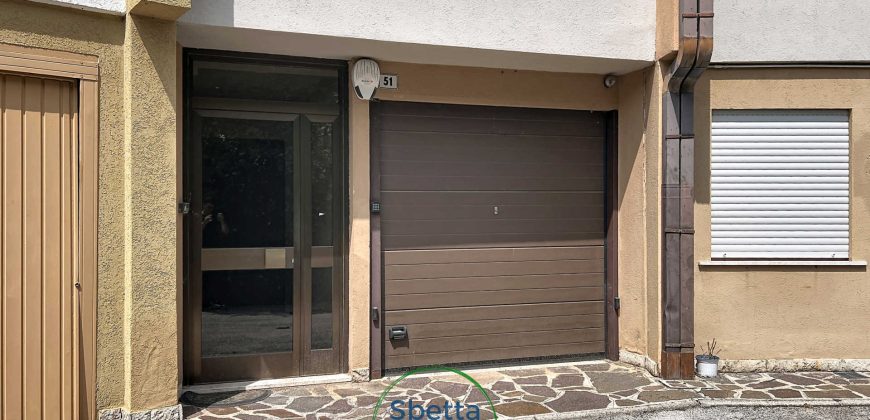 CASA A SCHIERA A VILLAZZANO