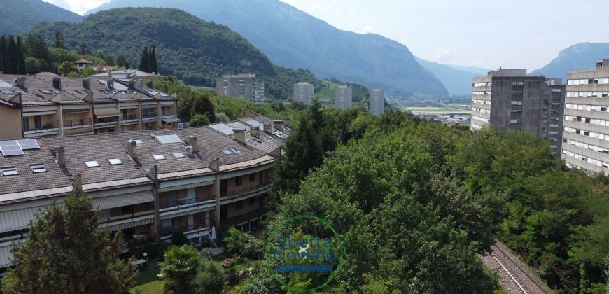 CASA A SCHIERA A VILLAZZANO