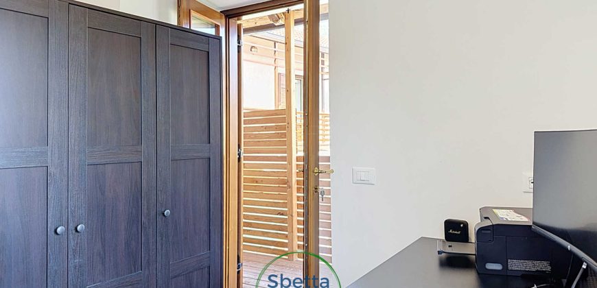 CASA INDIPENDENTE A SAMONE