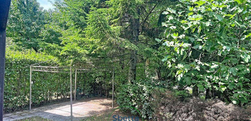 CASA A SCHIERA A VILLAZZANO