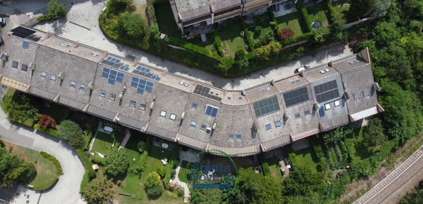 CASA A SCHIERA A VILLAZZANO