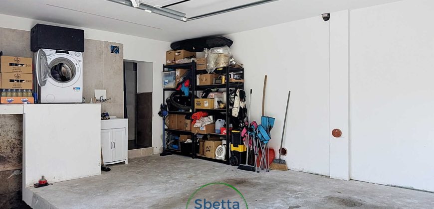 CASA INDIPENDENTE A SAMONE