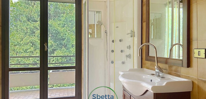 CASA A SCHIERA A VILLAZZANO